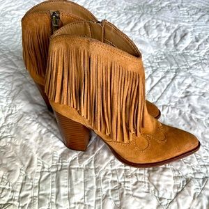 Sam Edelman - Benjie Fringe Boots - Size 8.5